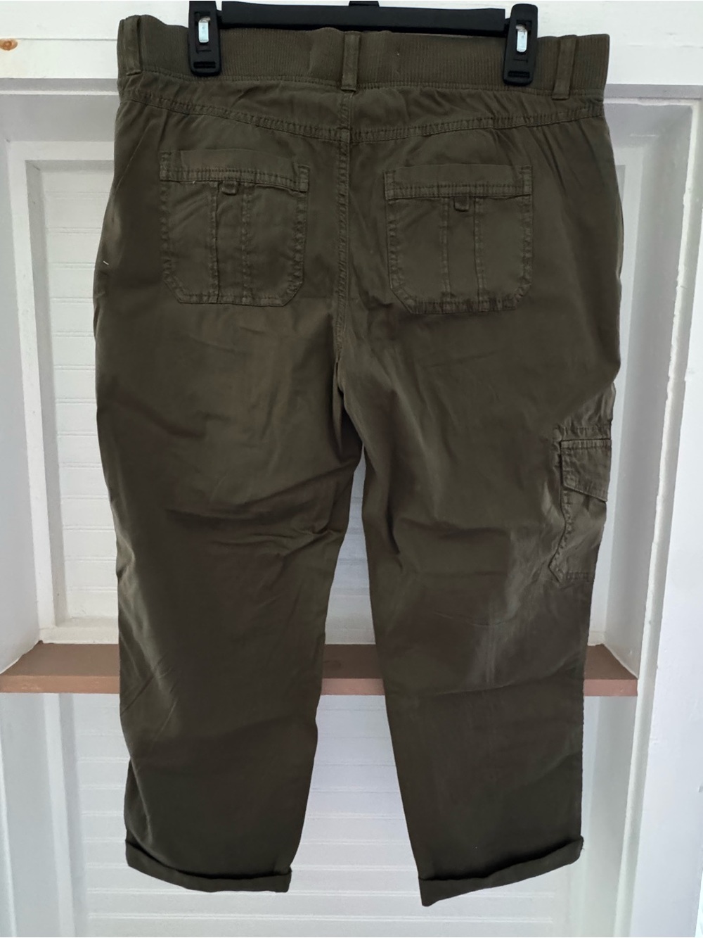 Sonoma Women’s Olive Green Capris Pants-New! - Picture 3 of 3